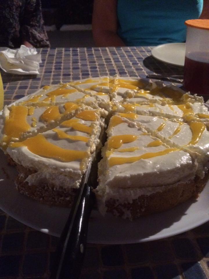 Ros makes the most amazing desserts.  What about this Spanish Lemon Cheesecake - yum yum!!
